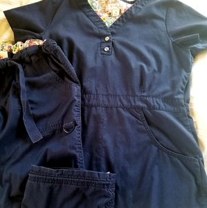 2pc Koi Scrub set XS